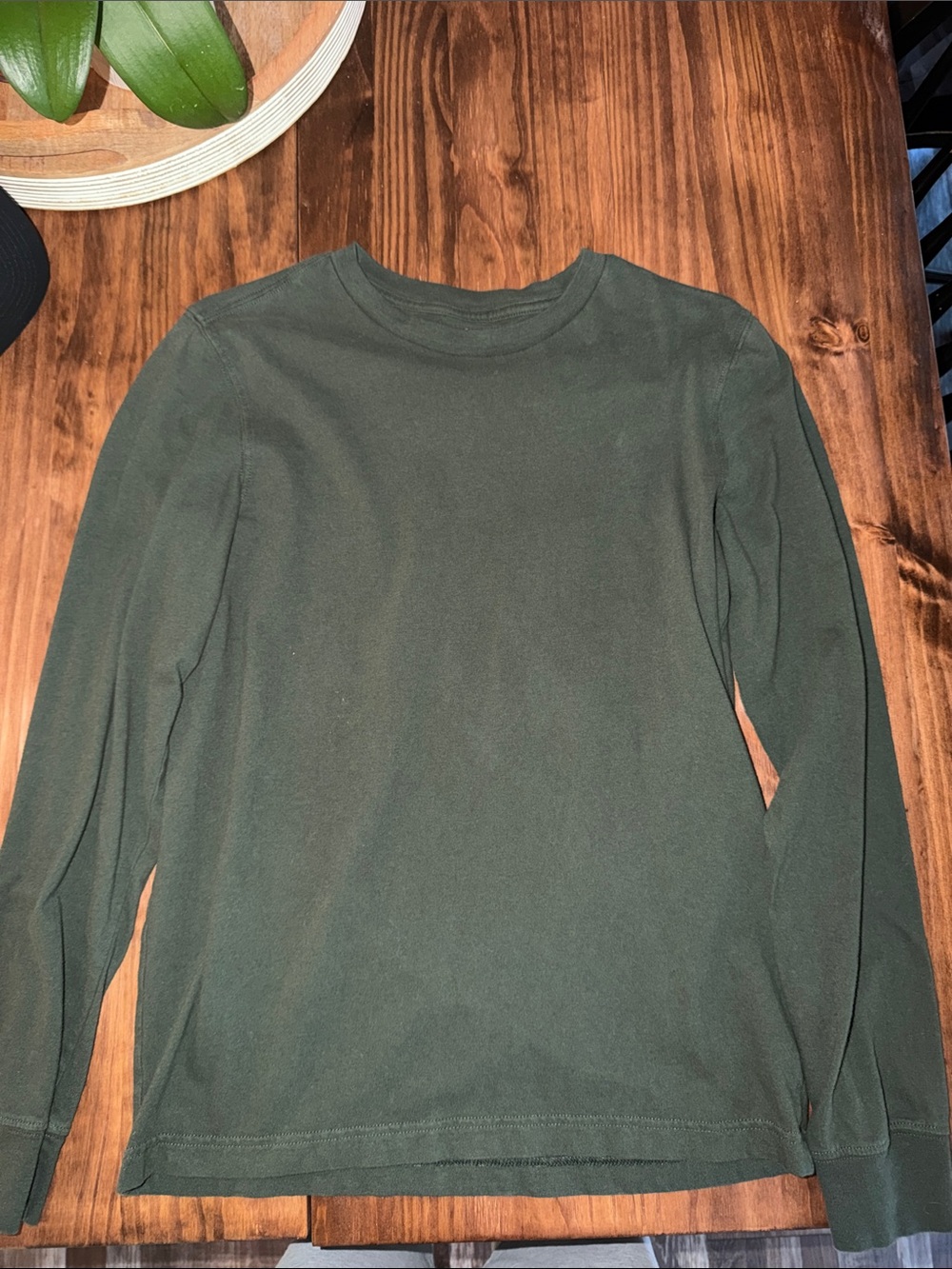 George Women’s Long Sleeve Crewneck Shirt - Olive Green